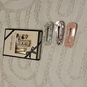 The hair accessories